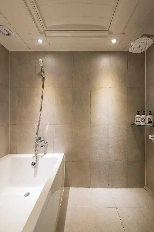 No. 25 Hotel Yongho Busan