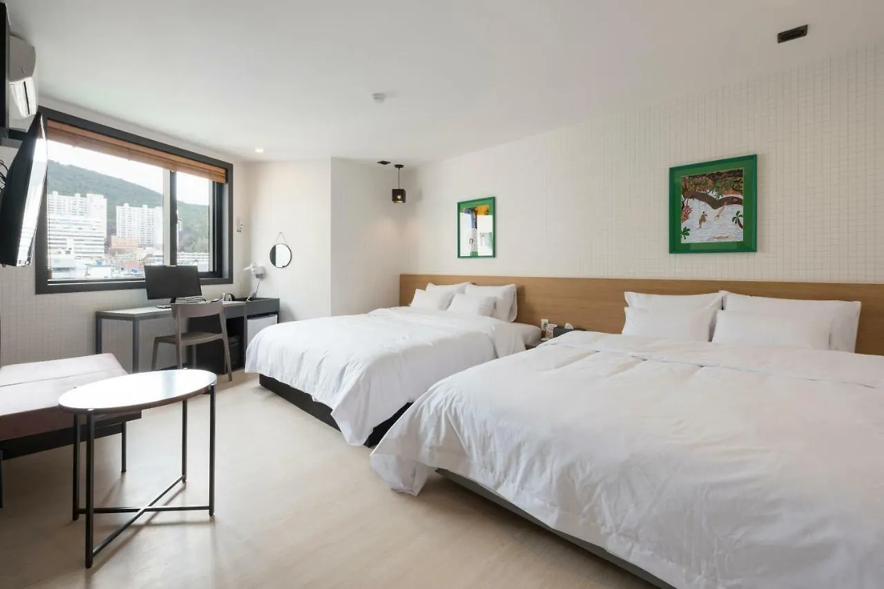 No. 25 Hotel Yongho Busan