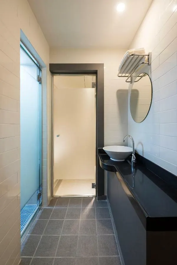 No. 25 Hotel Yongho Busan