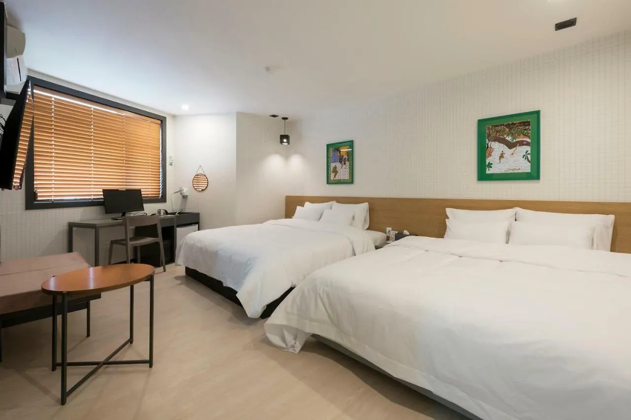 No. 25 Hotel Yongho Busan