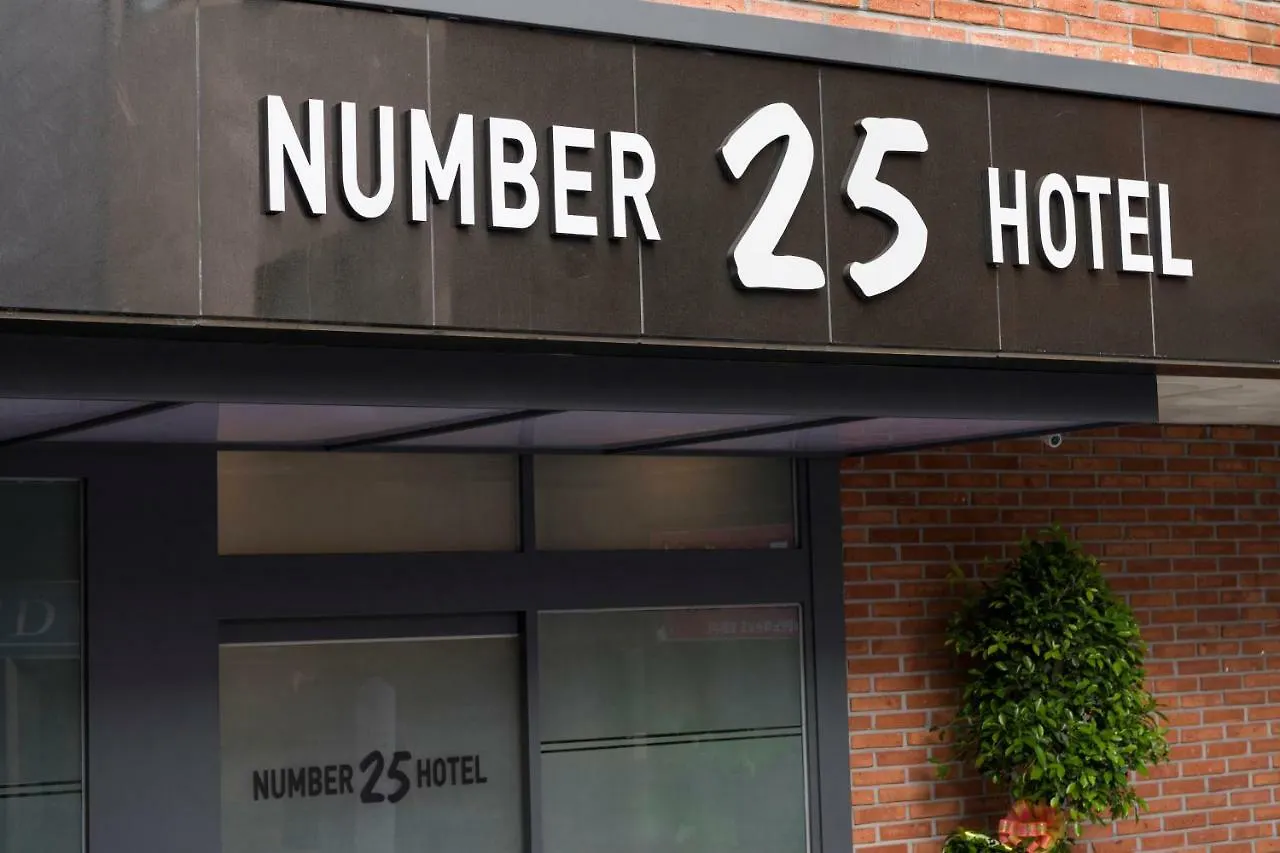 No. 25 Hotel Yongho Busan 2*,