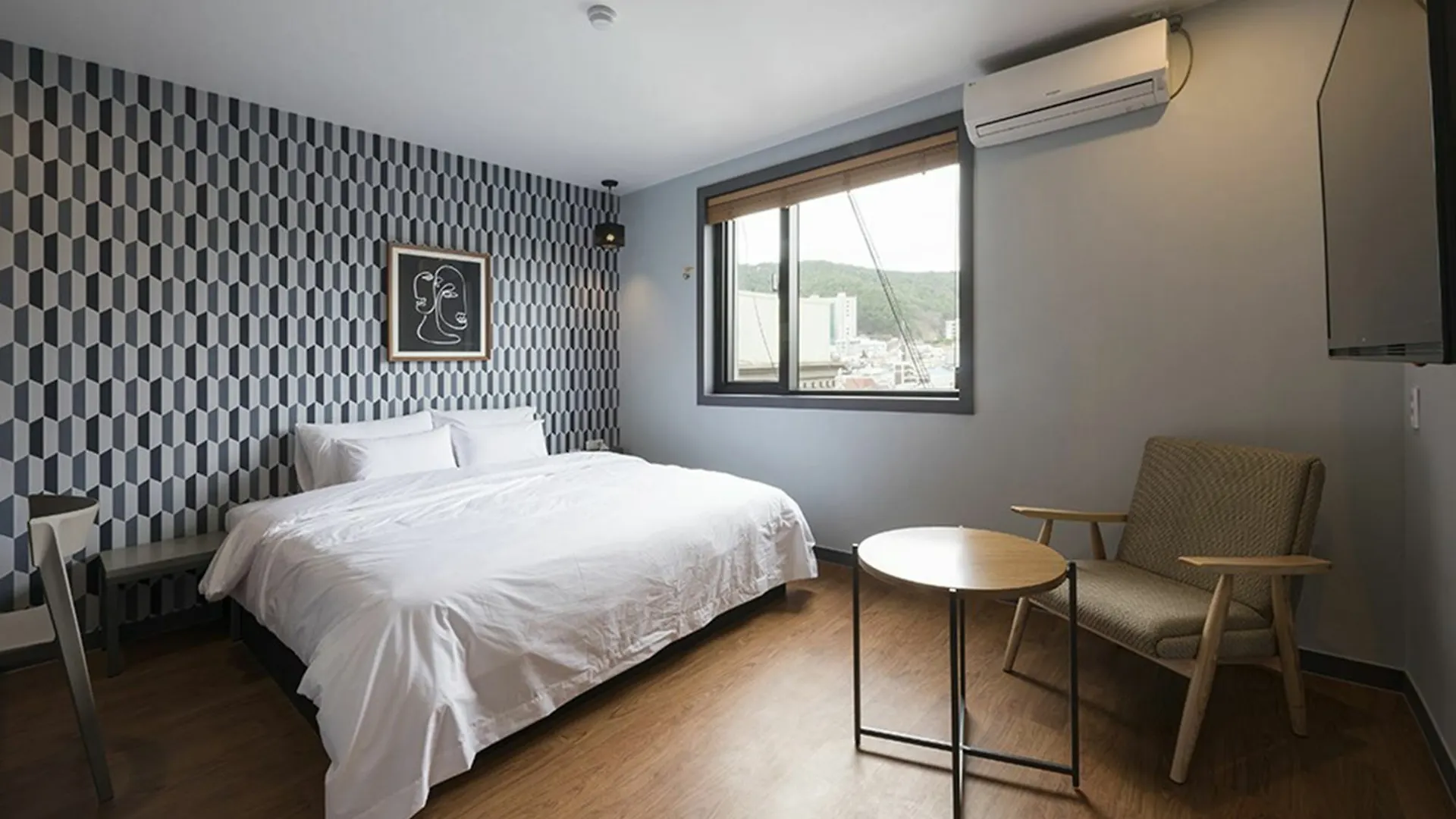 No. 25 Hotel Yongho Busan